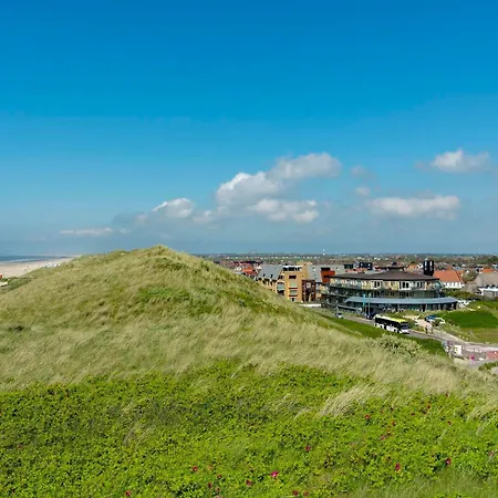 Magnificent Beachside