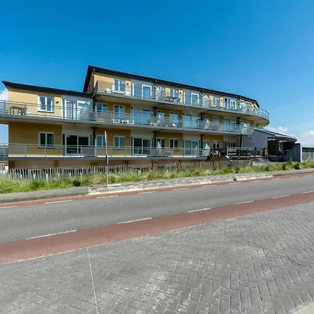 Magnificent Beachside